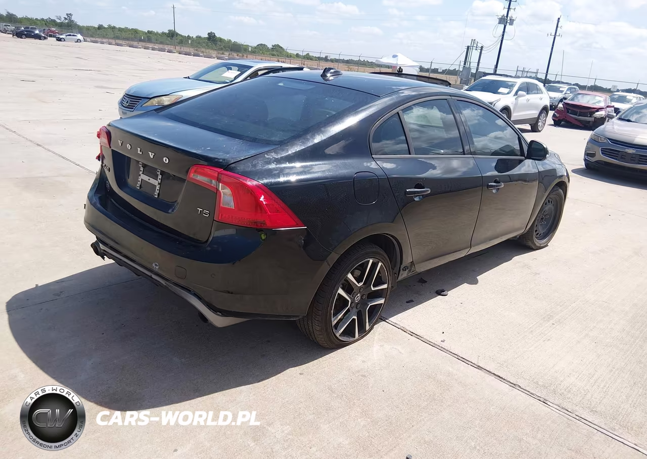 2017 Volvo S60 T5 Dynamic VIN:YV126MFL4H2438272 - 4