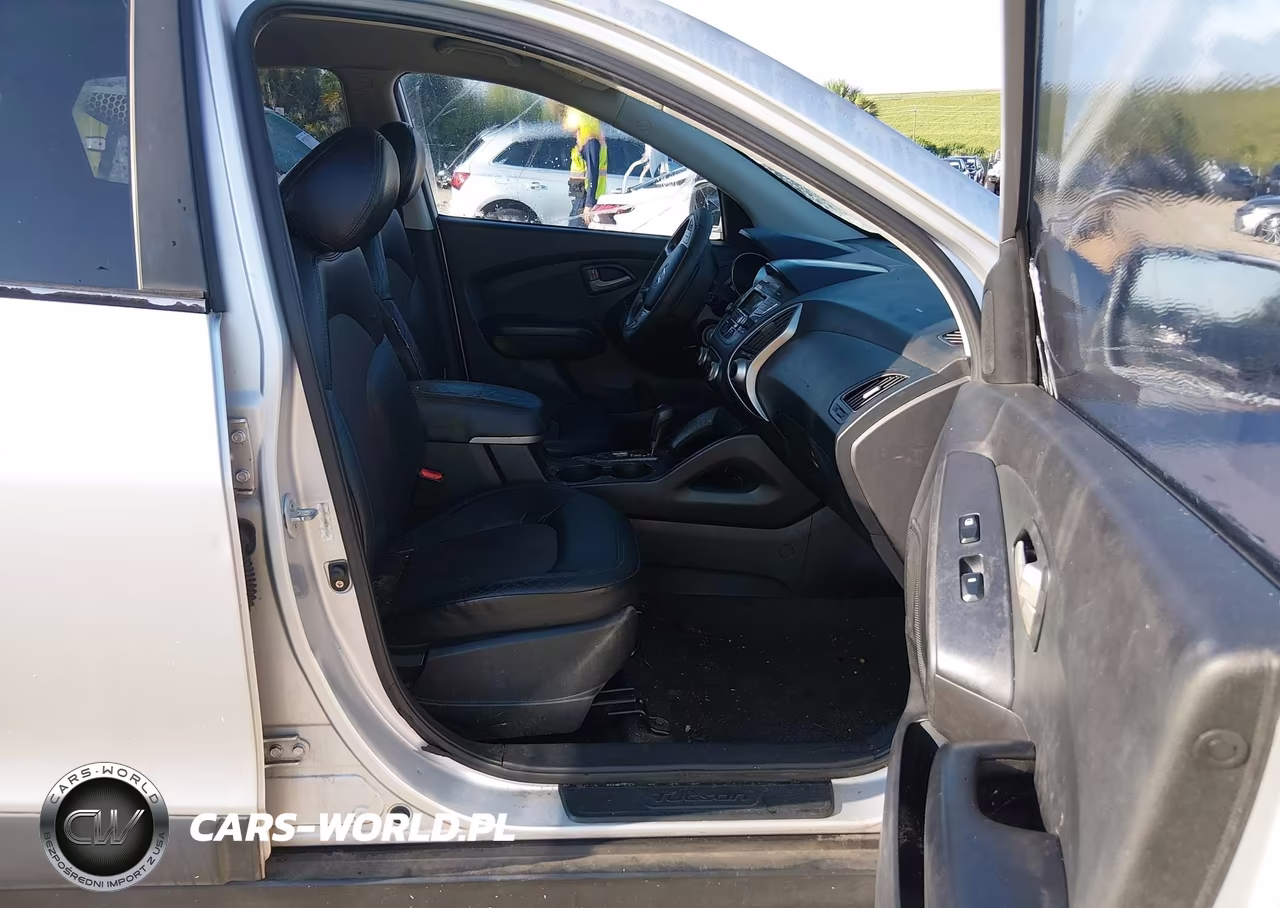2010 Hyundai Tucson Gls VIN:KM8JU3ACXAU020524 - 5