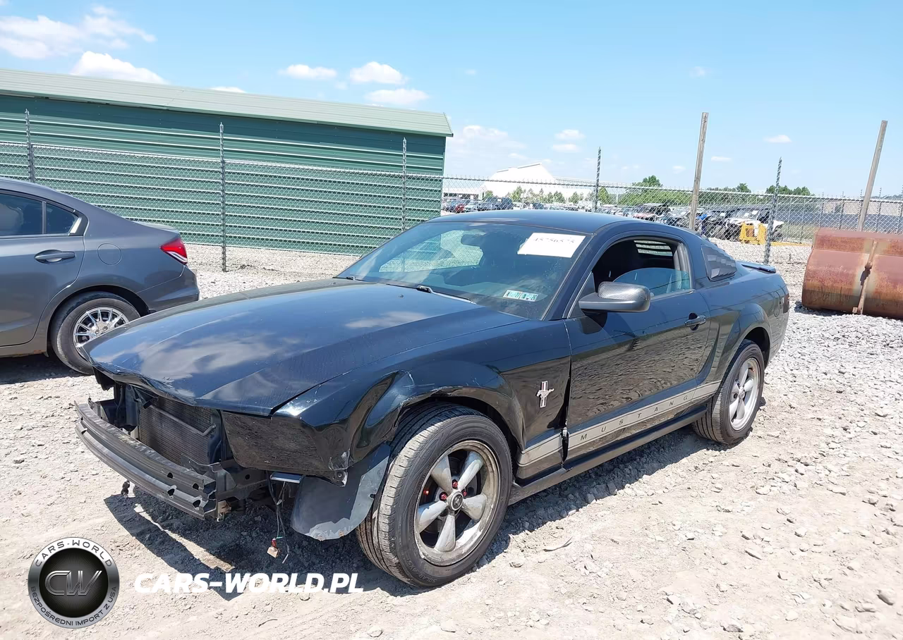 2007 Ford Mustang V6 Deluxe-V6 Premium VIN:1ZVFT80N475349717 - 2