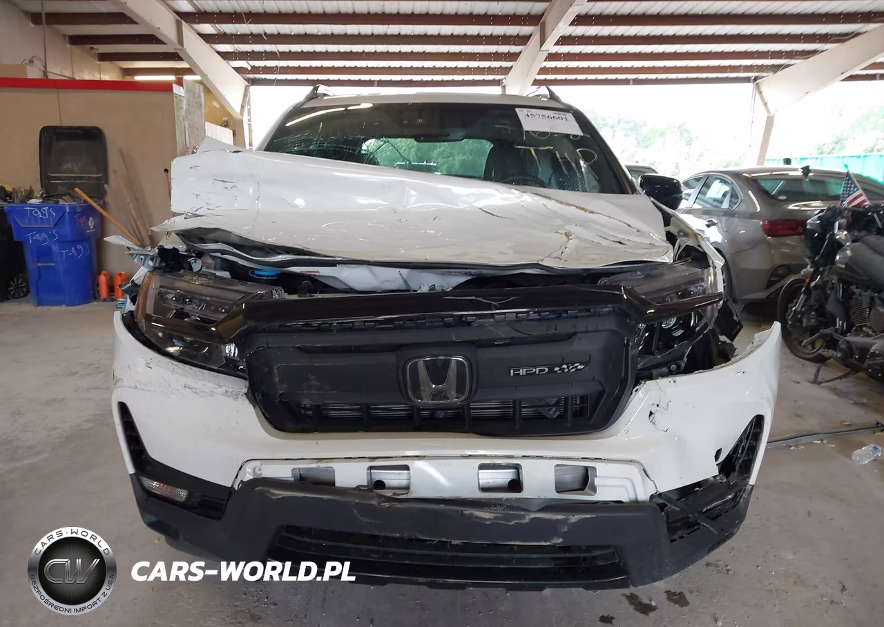 2025 Honda Passport Awd Black VIN:5FNYF8H8XSB014907 - 13