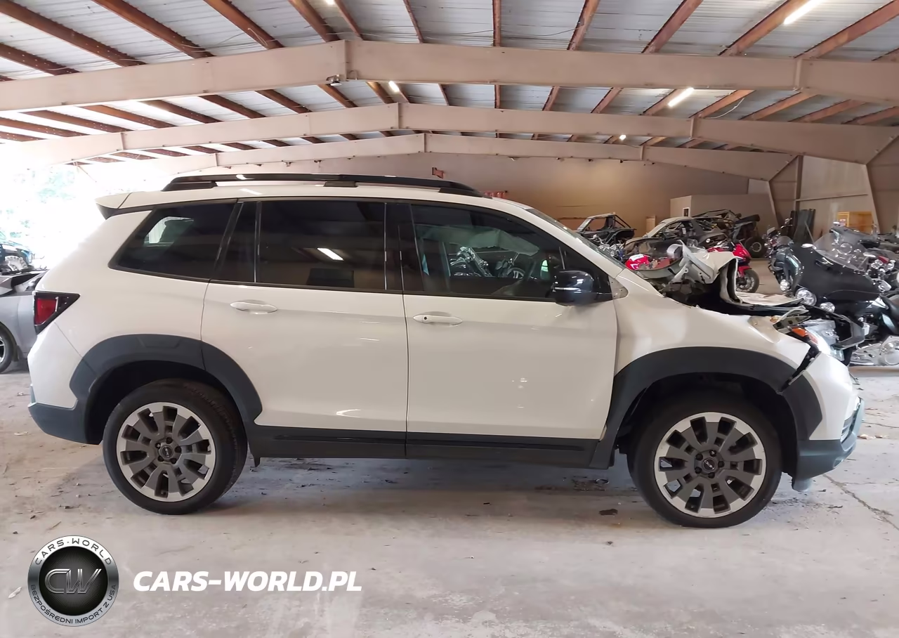 2025 Honda Passport Awd Black VIN:5FNYF8H8XSB014907 - 14