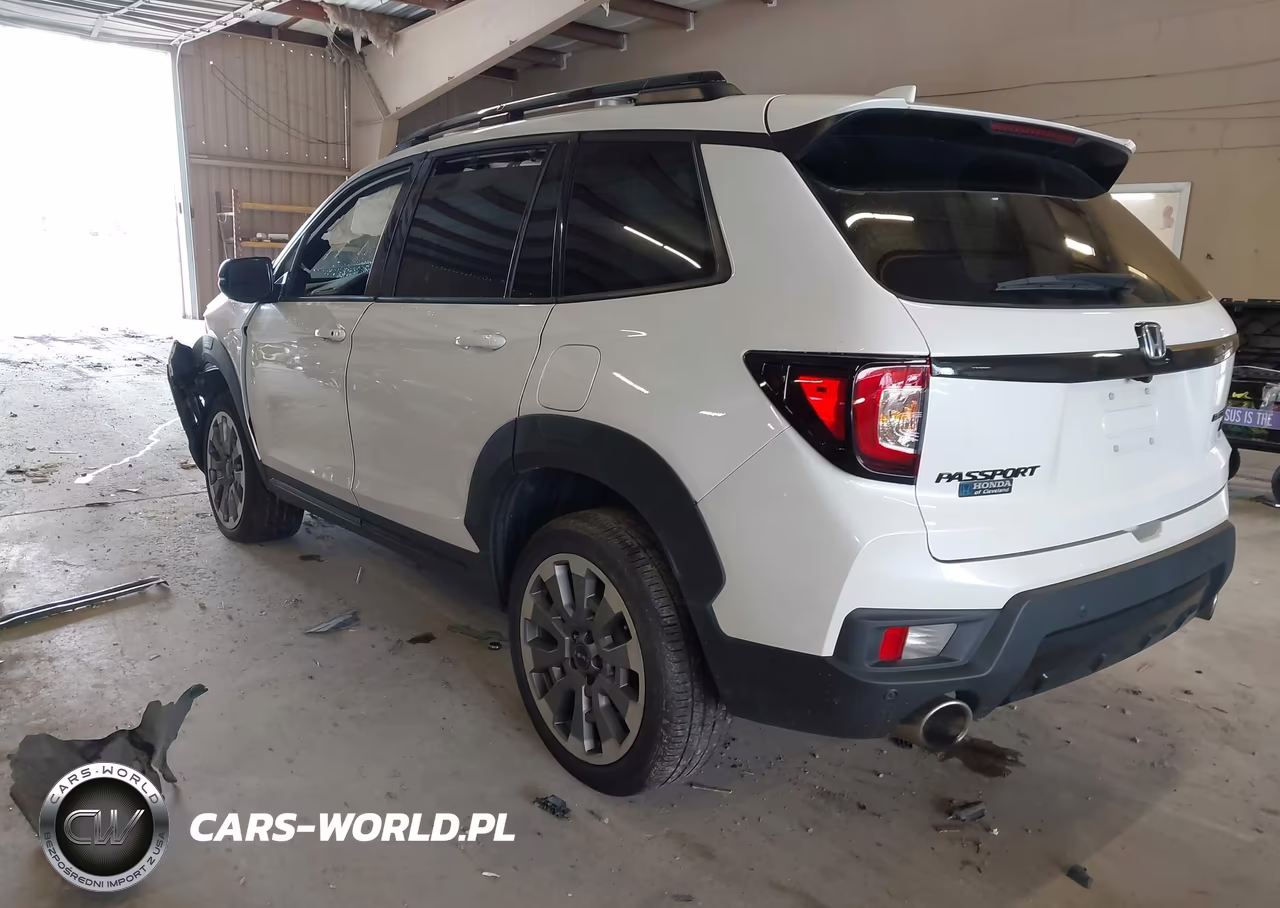 2025 Honda Passport Awd Black VIN:5FNYF8H8XSB014907 - 3
