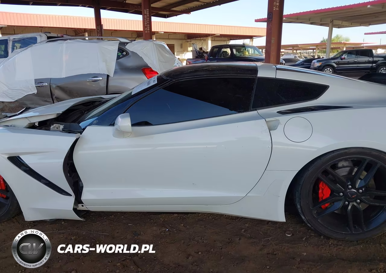 2014 Chevrolet Corvette Stingray VIN:1G1YD2D75E5107302 - 14