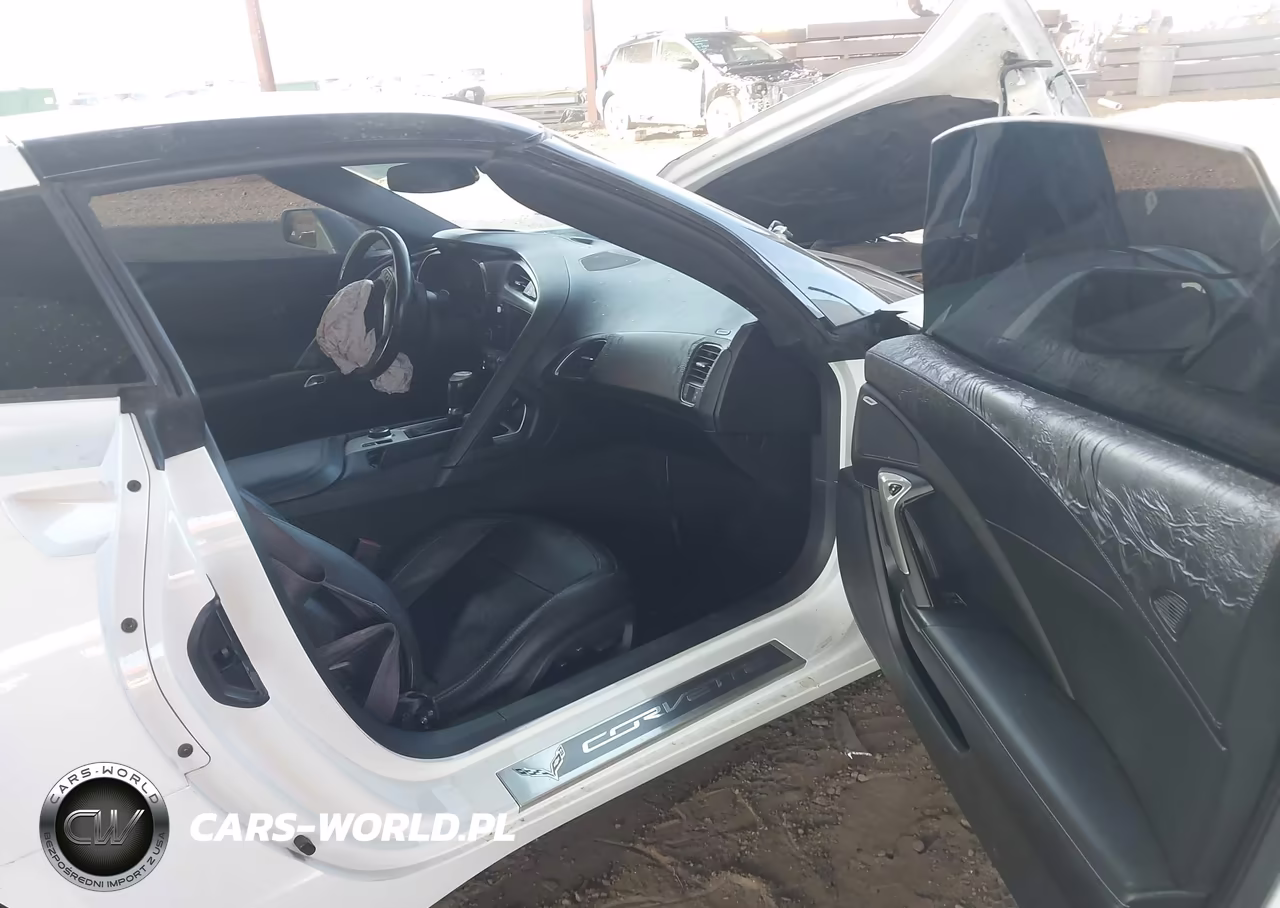 2014 Chevrolet Corvette Stingray VIN:1G1YD2D75E5107302 - 5