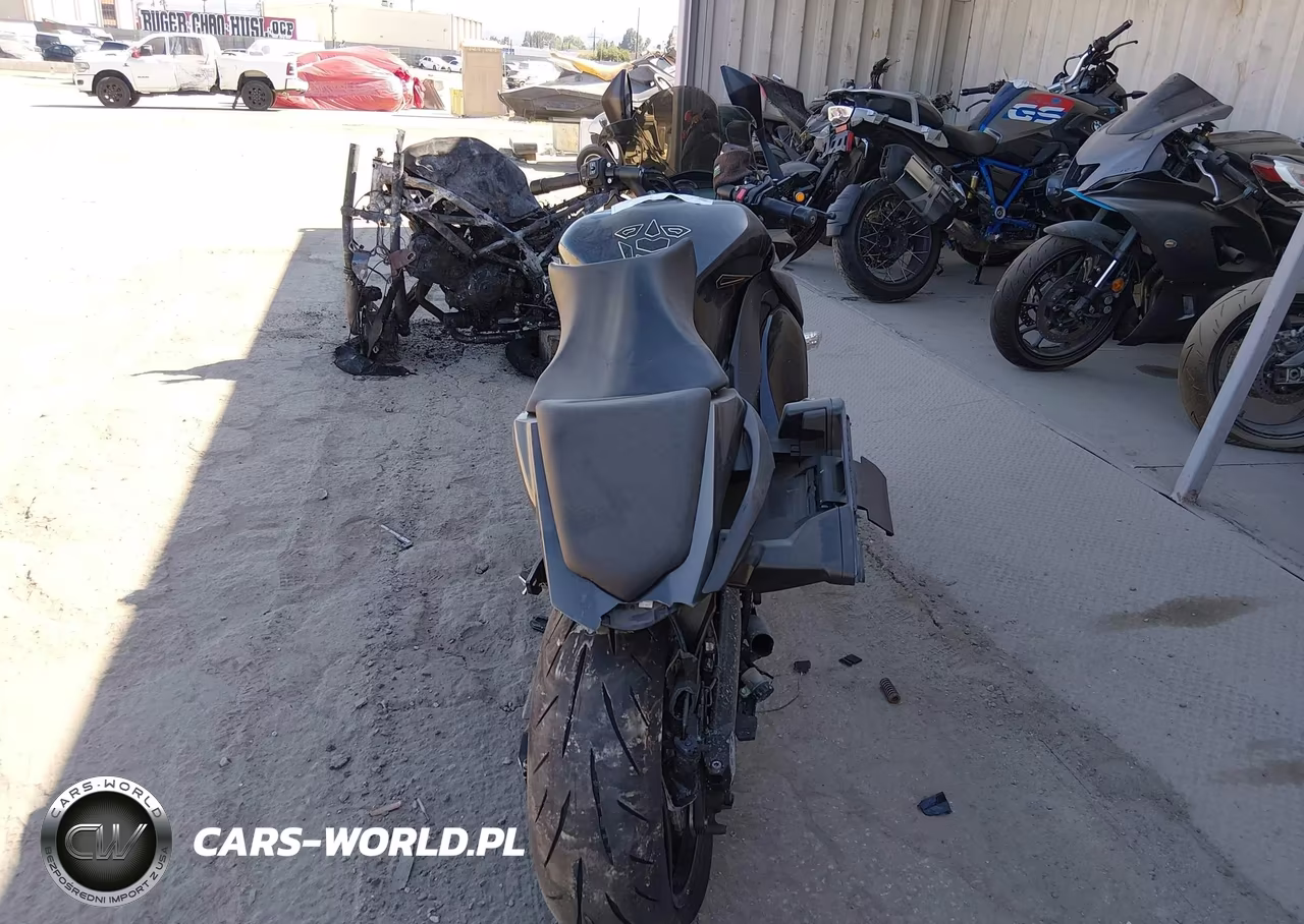 2016 Kawasaki Zx1000 M VIN:JKAZXCM12GA008381 - 6