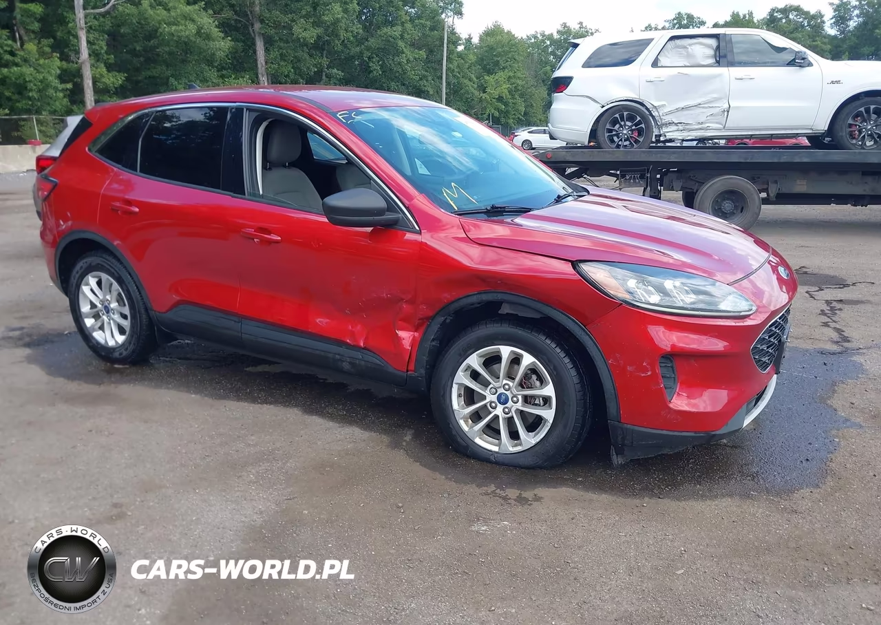 2022 Ford Escape Se
