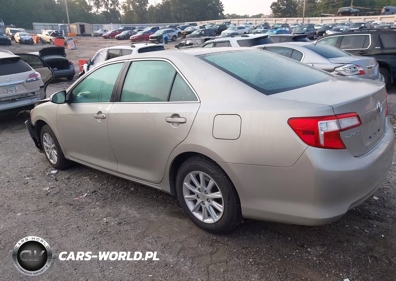 2013 Toyota Camry Le VIN:4T1BF1FK3DU667273 - 3