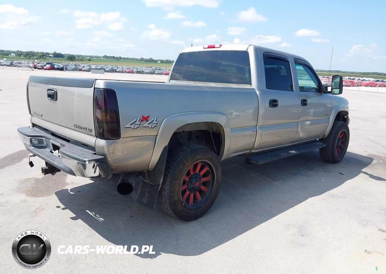 CHEVROLET SILVERADO 2500HD VIN:1GCHK23151F209147 - 4