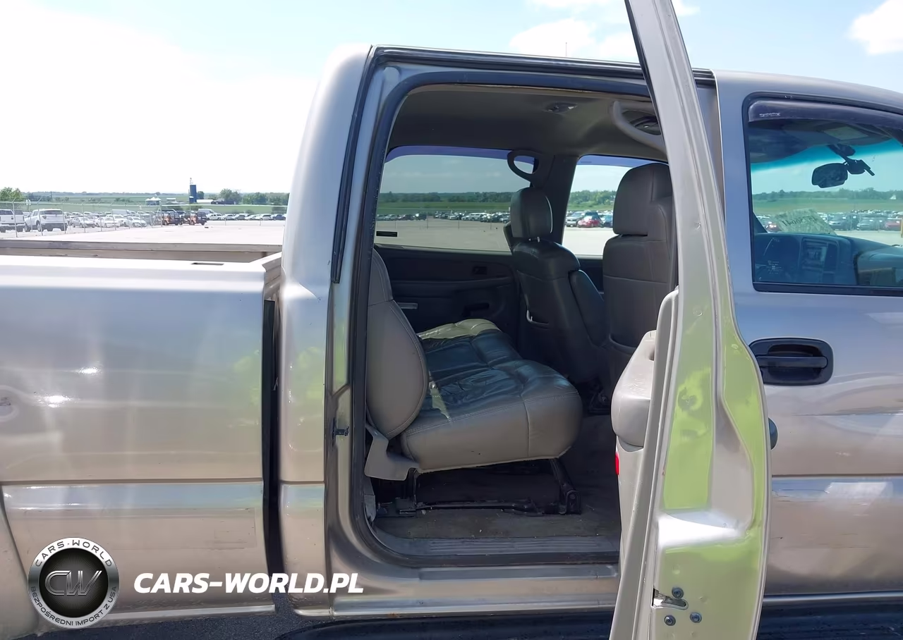CHEVROLET SILVERADO 2500HD VIN:1GCHK23151F209147 - 8