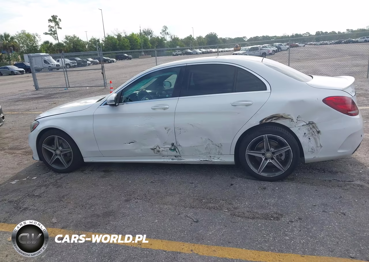 2016 Mercedes-Benz C 300 Sport 4Matic VIN:55SWF4KB9GU109100 - 14