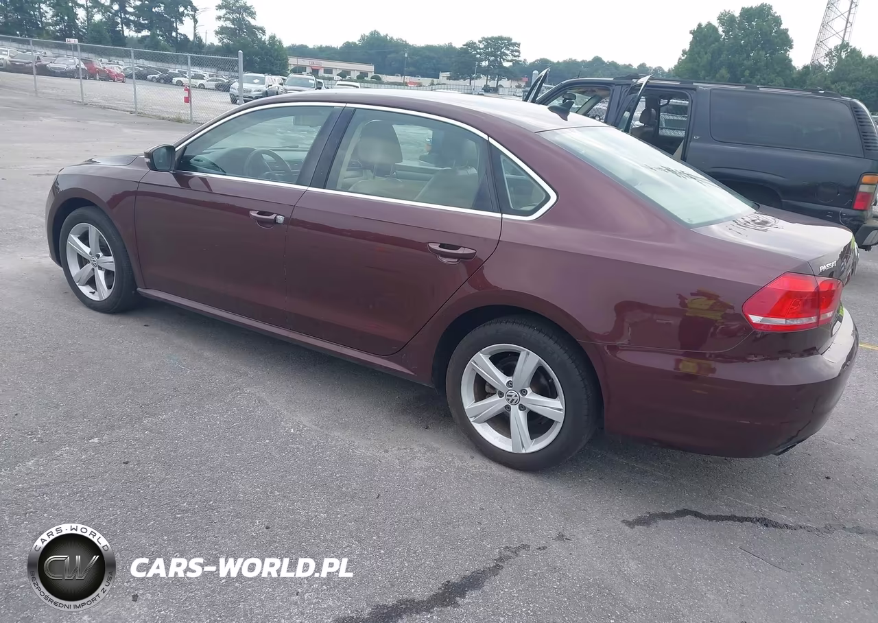 2014 Volkswagen Passat 1.8T Se VIN:1VWBT7A33EC055756 - 3