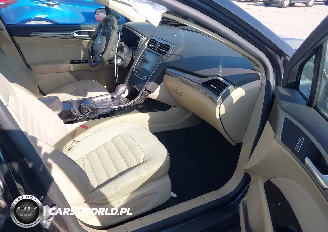 2014 Ford Fusion Se VIN:3FA6P0HDXER176113 - 5
