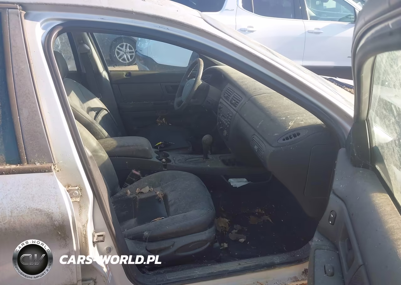 2004 Ford Taurus Ses VIN:1FAHP55S54G175675 - 5