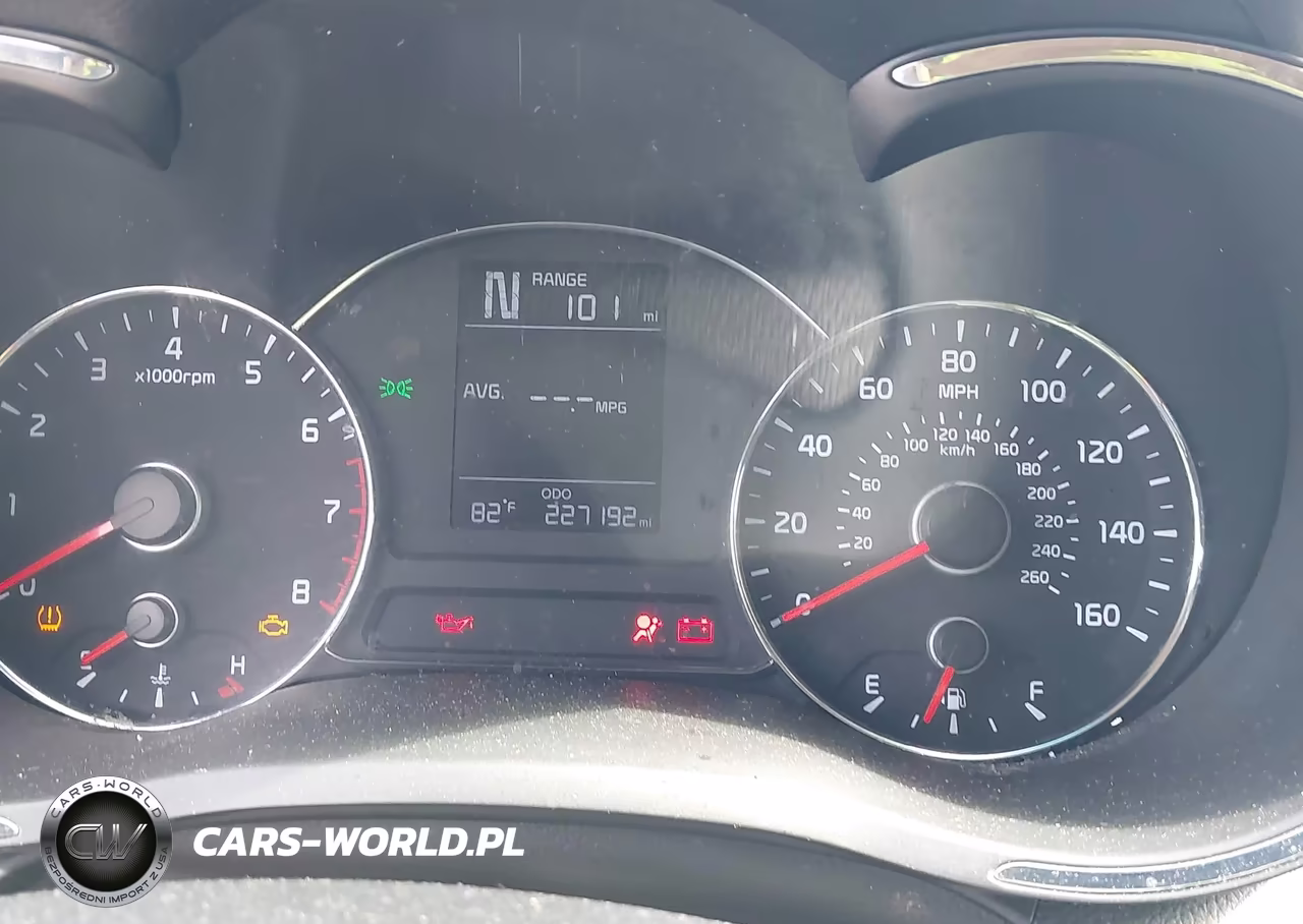2017 Kia Forte Lx VIN:KNAFK5A86H5692962 - 7