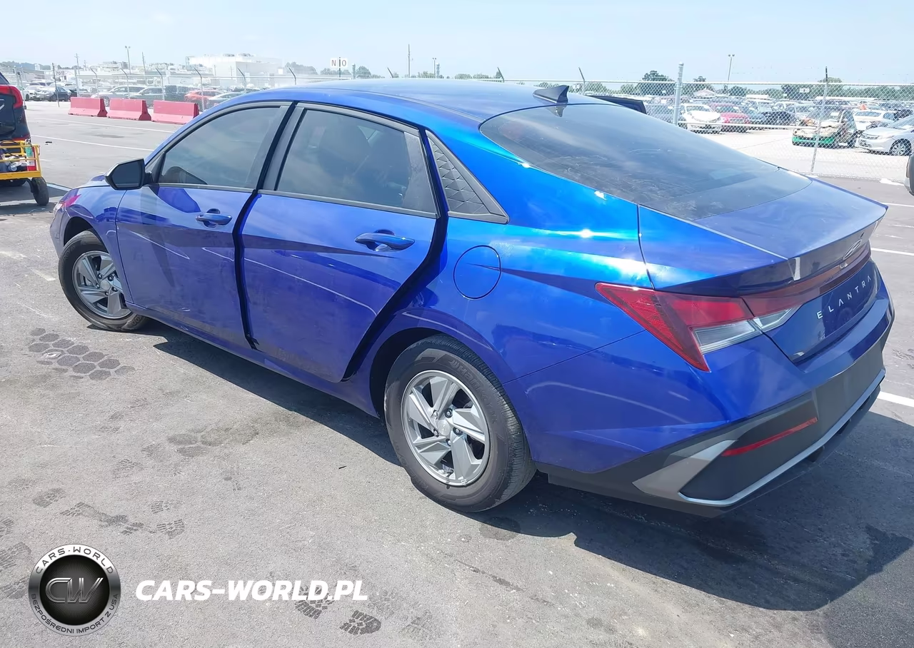 2025 Hyundai Elantra Se VIN:KMHLL4DG7SU080312 - 3
