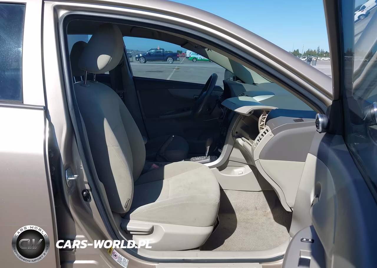 2010 Toyota Corolla Le VIN:2T1BU4EE6AC504035 - 5