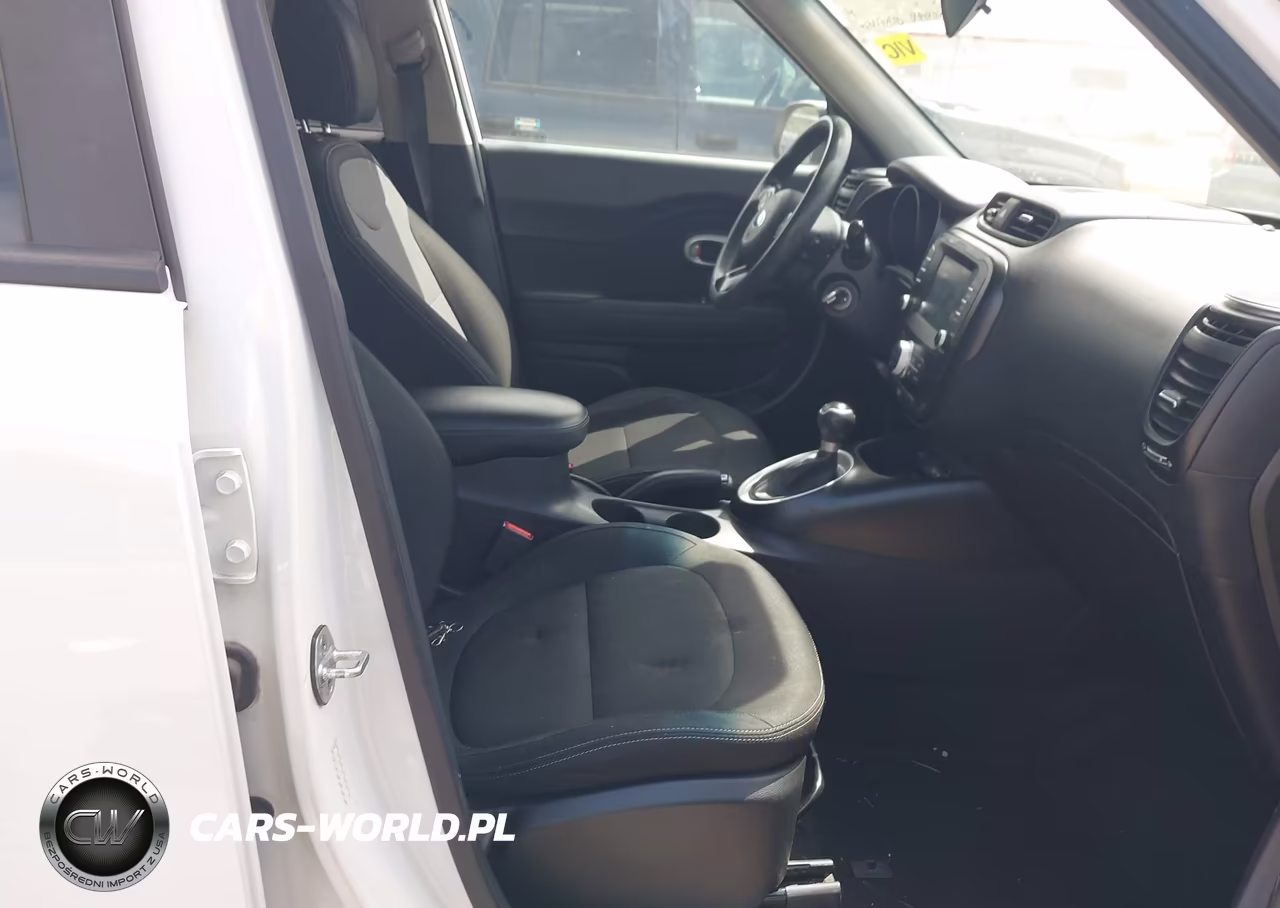 2018 Kia Soul + VIN:KNDJP3A5XJ7893248 - 5