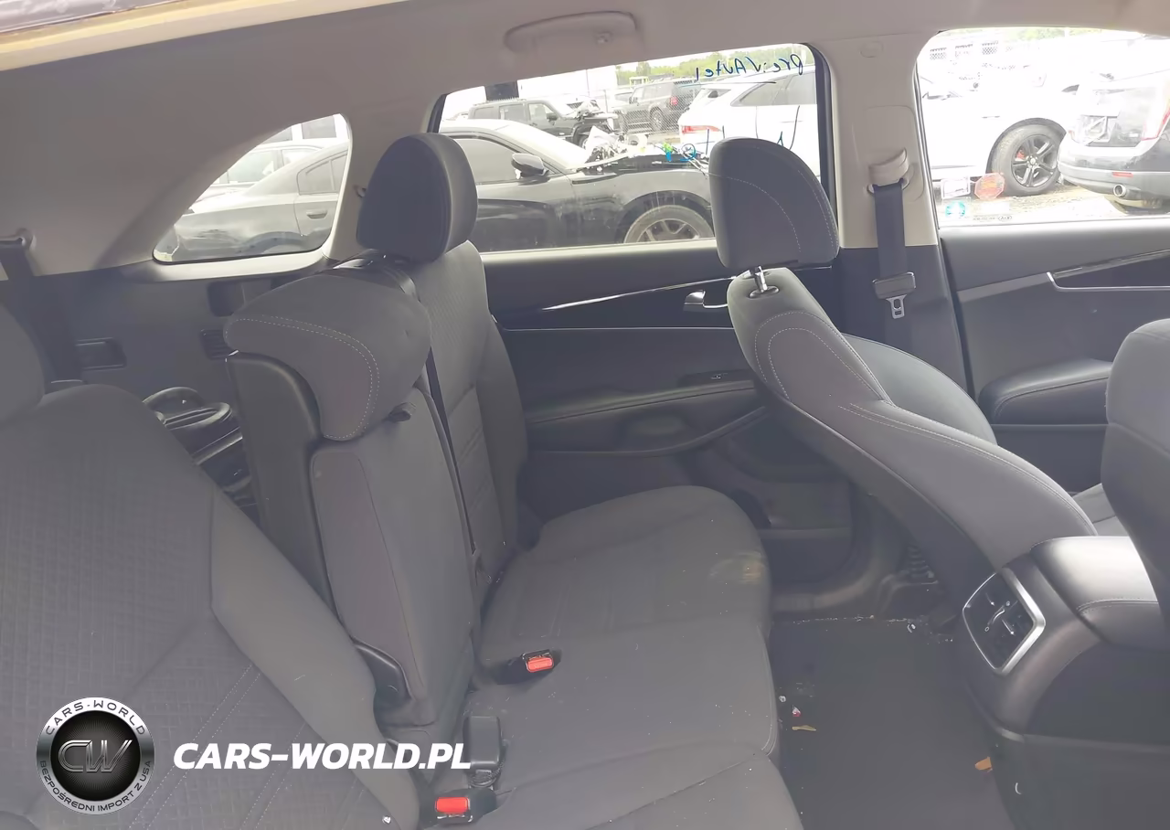 2017 Kia Sorento 3.3L Lx VIN:5XYPG4A50HG230137 - 8