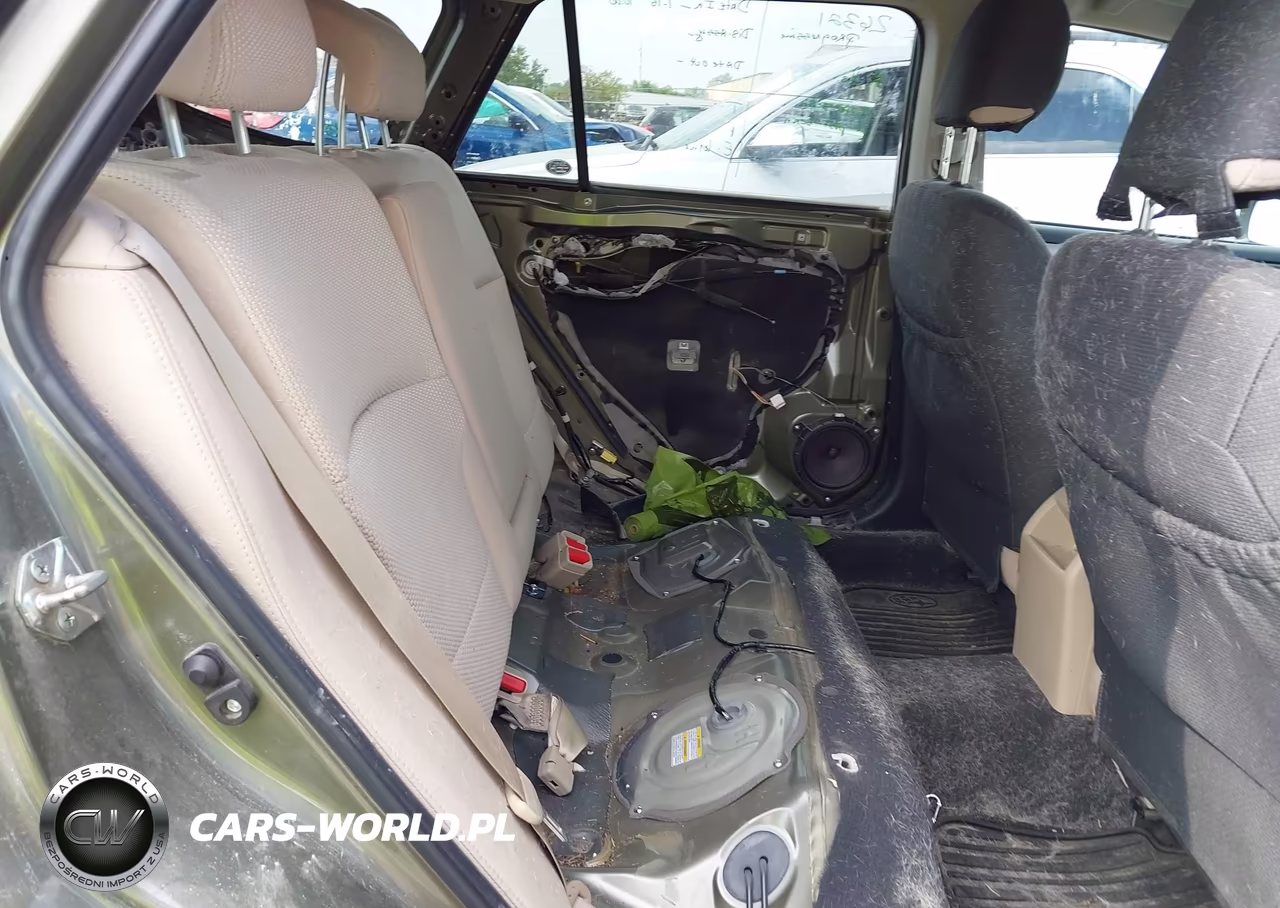 2017 Subaru Outback 2.5I Premium VIN:4S4BSAFCXH3440582 - 8