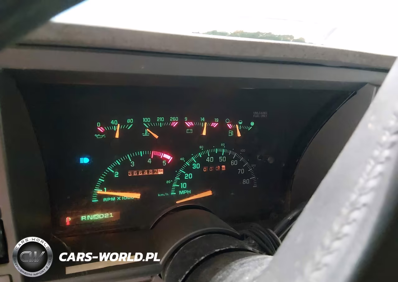 1994 GMC Suburban K1500 VIN:1GKFK16K9RJ767019 - 7