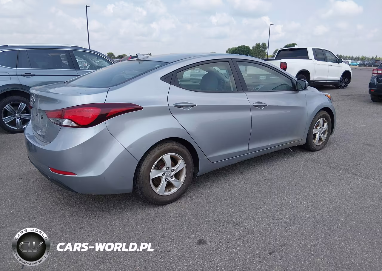2015 Hyundai Elantra Se VIN:5NPDH4AE1FH579412 - 4