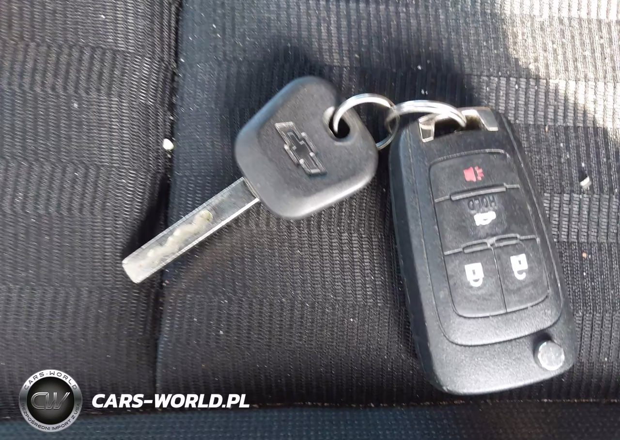 2015 Chevrolet Camaro 2Ls VIN:2G1FB1E3XF9303355 - 11