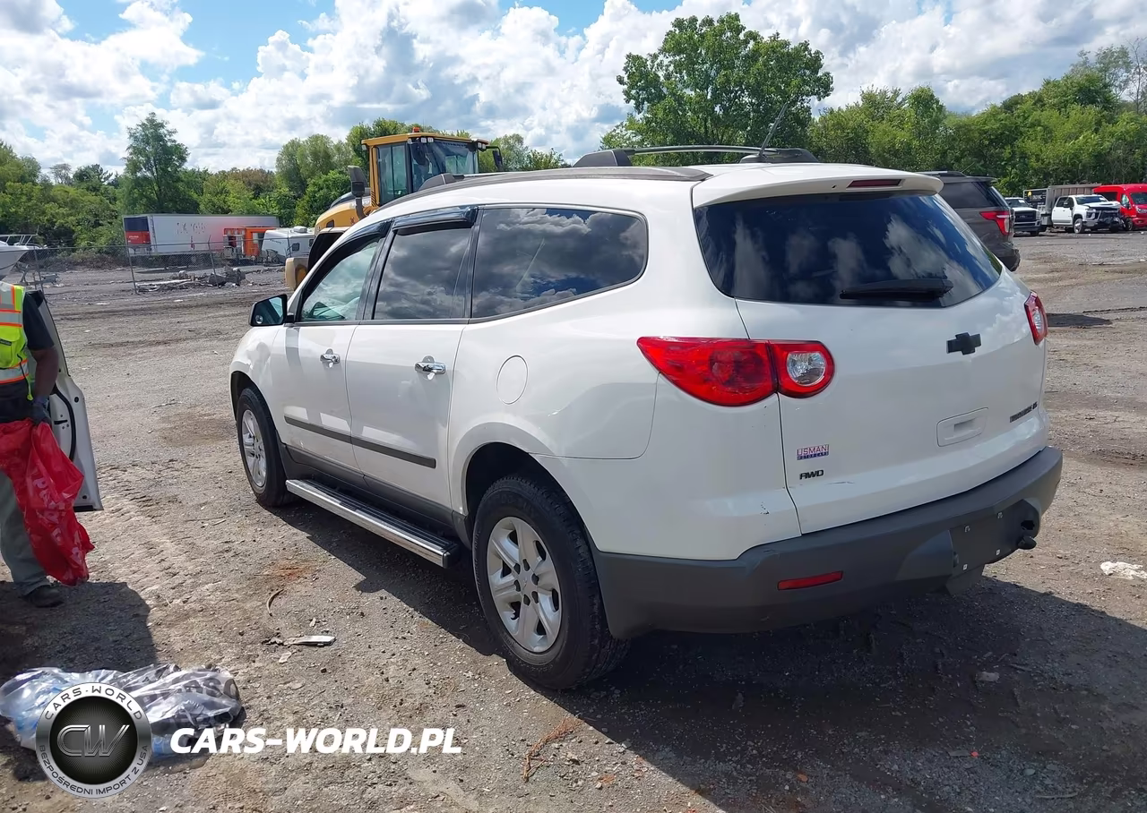 2012 Chevrolet Traverse Ls VIN:1GNKVFED4CJ422240 - 3