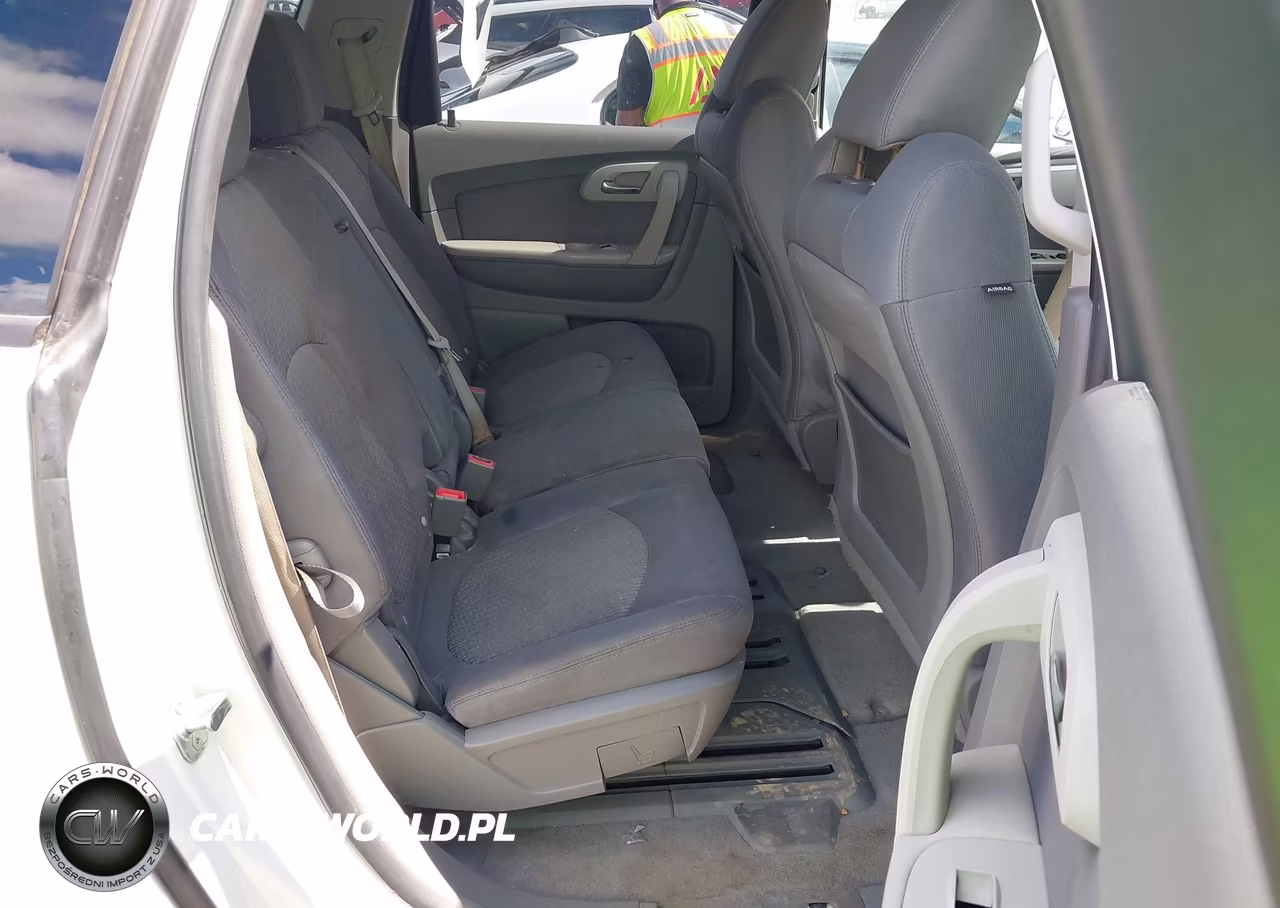 2012 Chevrolet Traverse Ls VIN:1GNKVFED4CJ422240 - 8