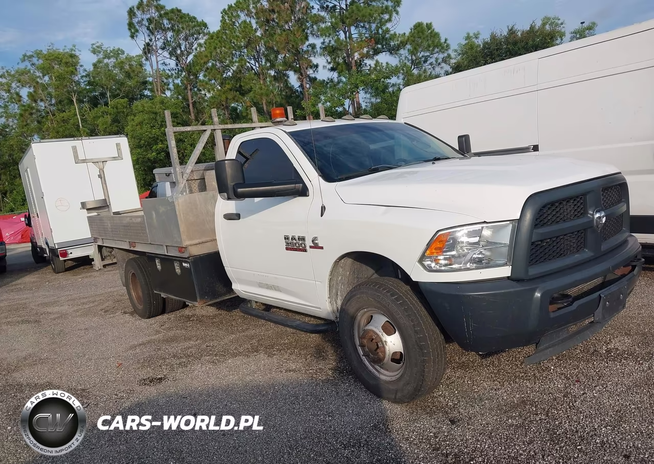 2018 Ram 3500 Chassis Tradesman-Slt – zdjęcie 1 z 19