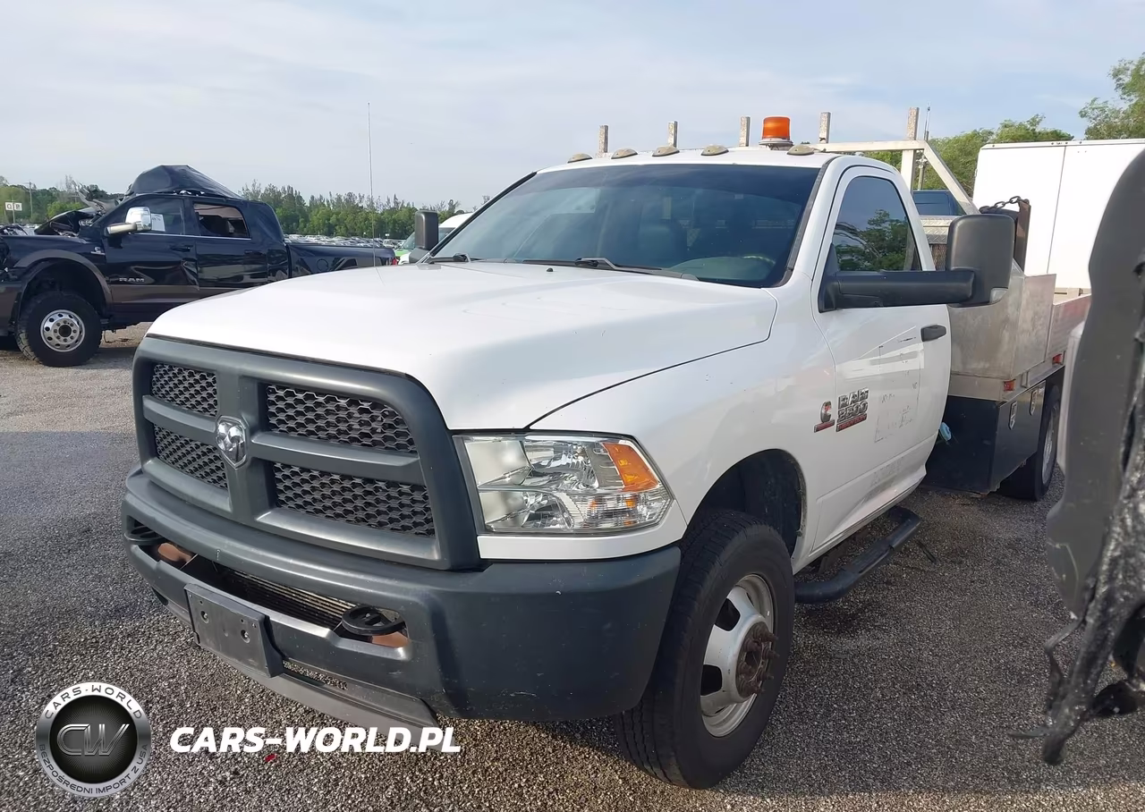 2018 Ram 3500 Chassis Tradesman-Slt VIN:3C7WRTBL3JG188859 - 2