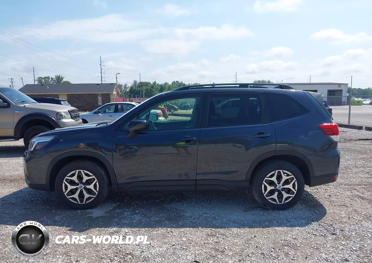 2019 Subaru Forester Premium VIN:JF2SKAEC6KH584485 - 14