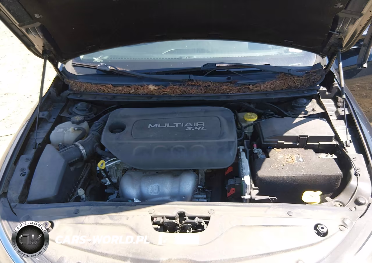 2015 Chrysler 200 C VIN:1C3CCCCB9FN566631 - 10