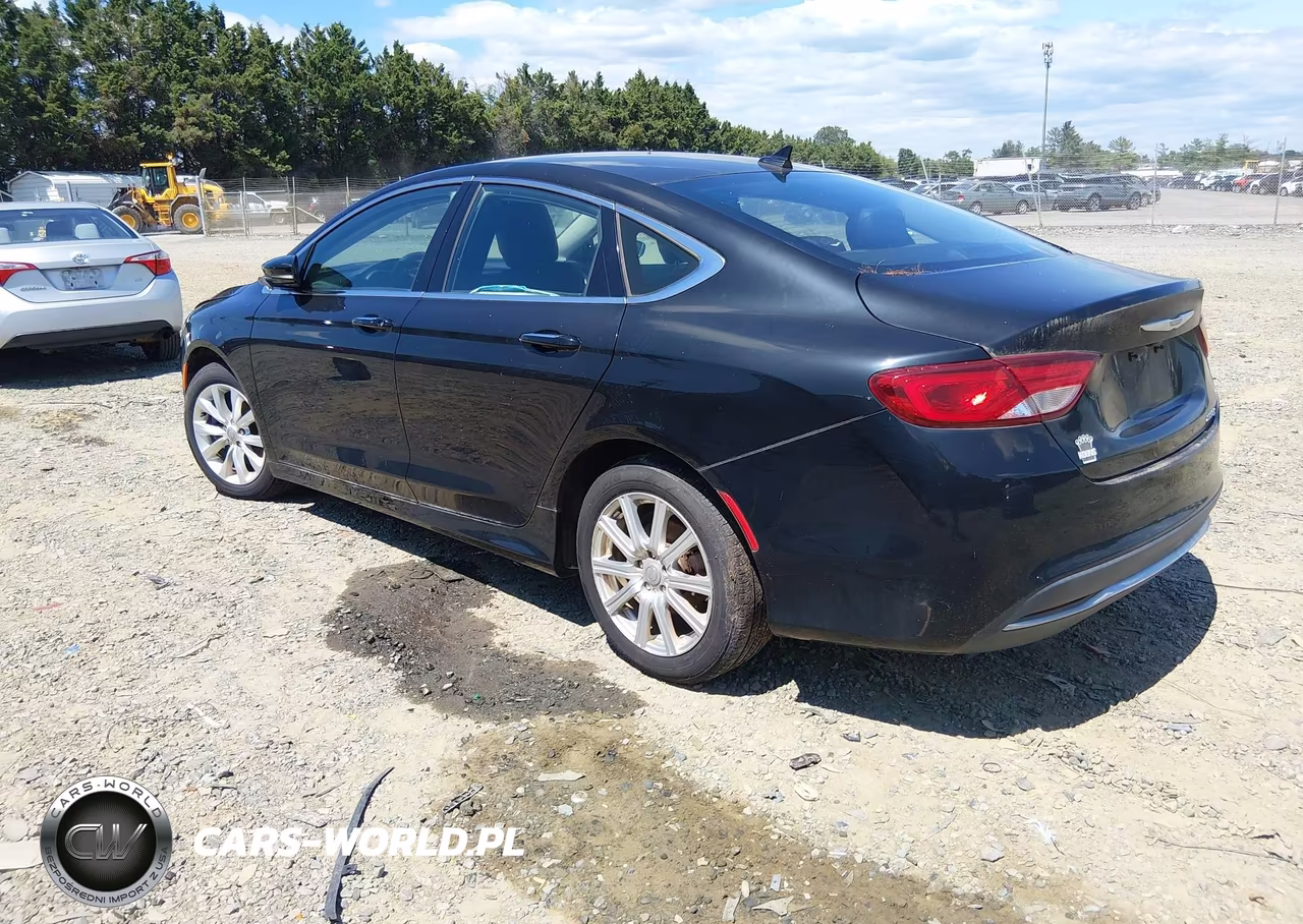 2015 Chrysler 200 C VIN:1C3CCCCB9FN566631 - 3