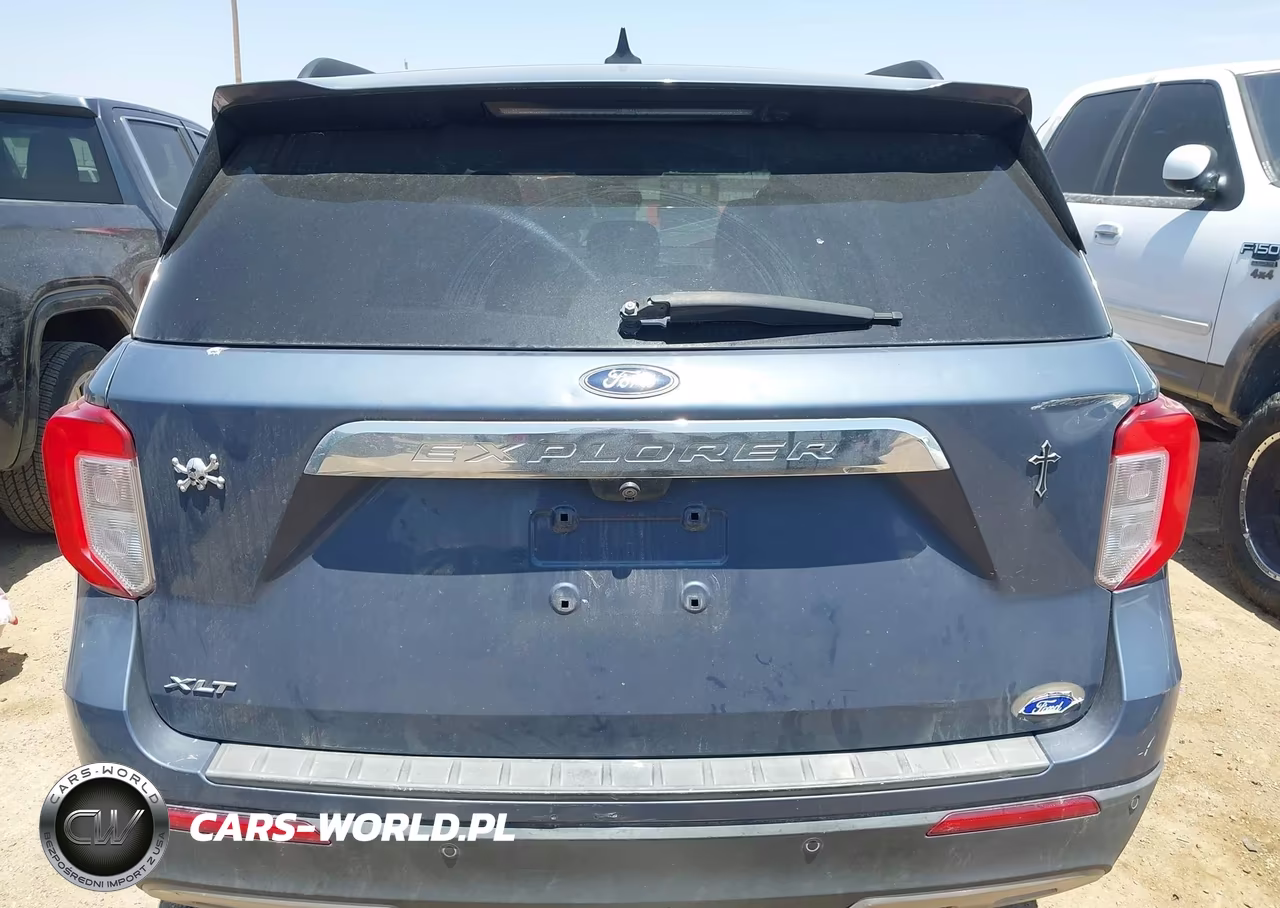 2021 Ford Explorer Xlt VIN:1FMSK7DH1MGB43656 - 17