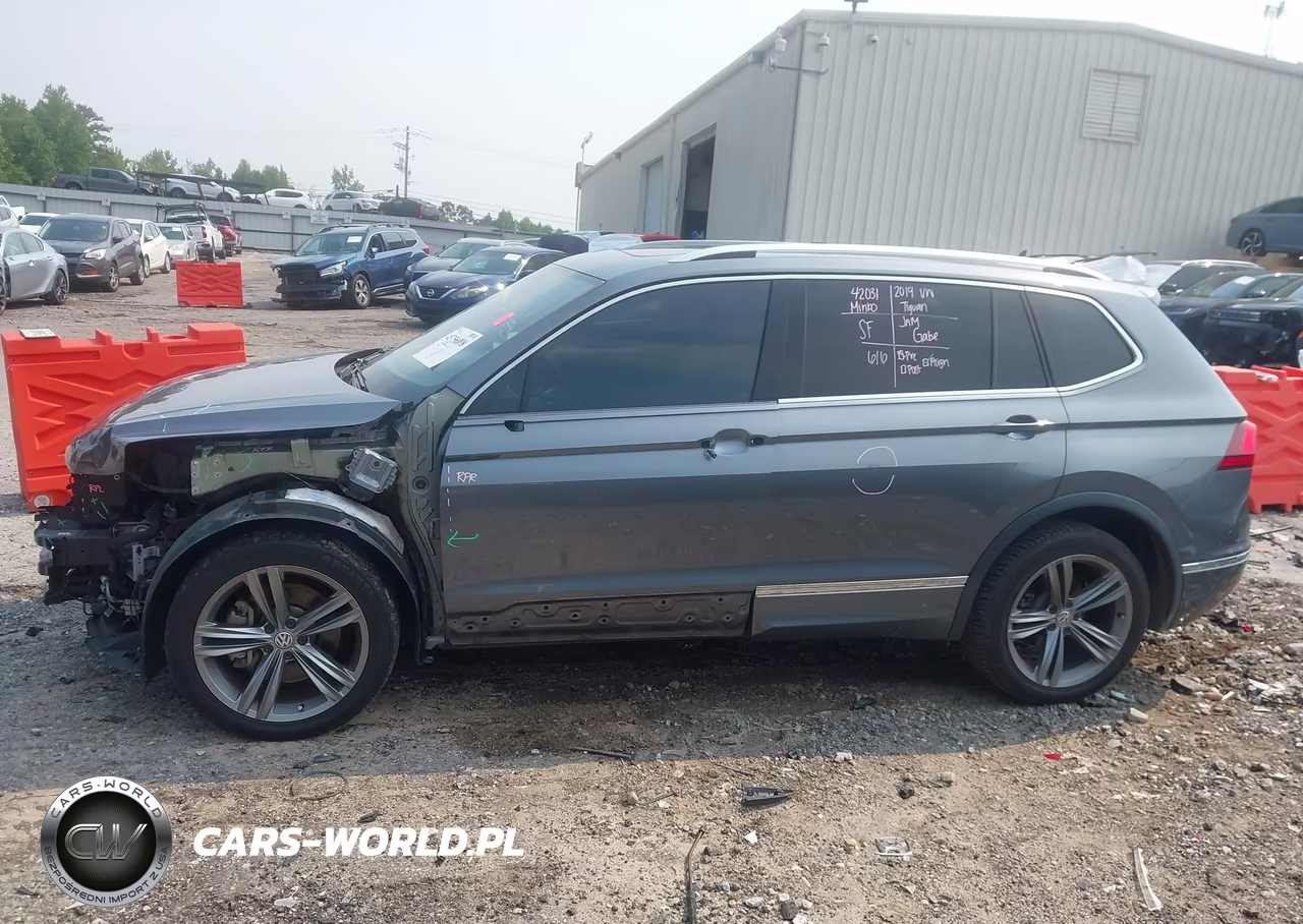 2019 Volkswagen Tiguan 2.0T Se-2.0T Sel-2.0T Sel R-Line-2.0T Sel R-Line Black VIN:3VV3B7AX5KM056710 - 15