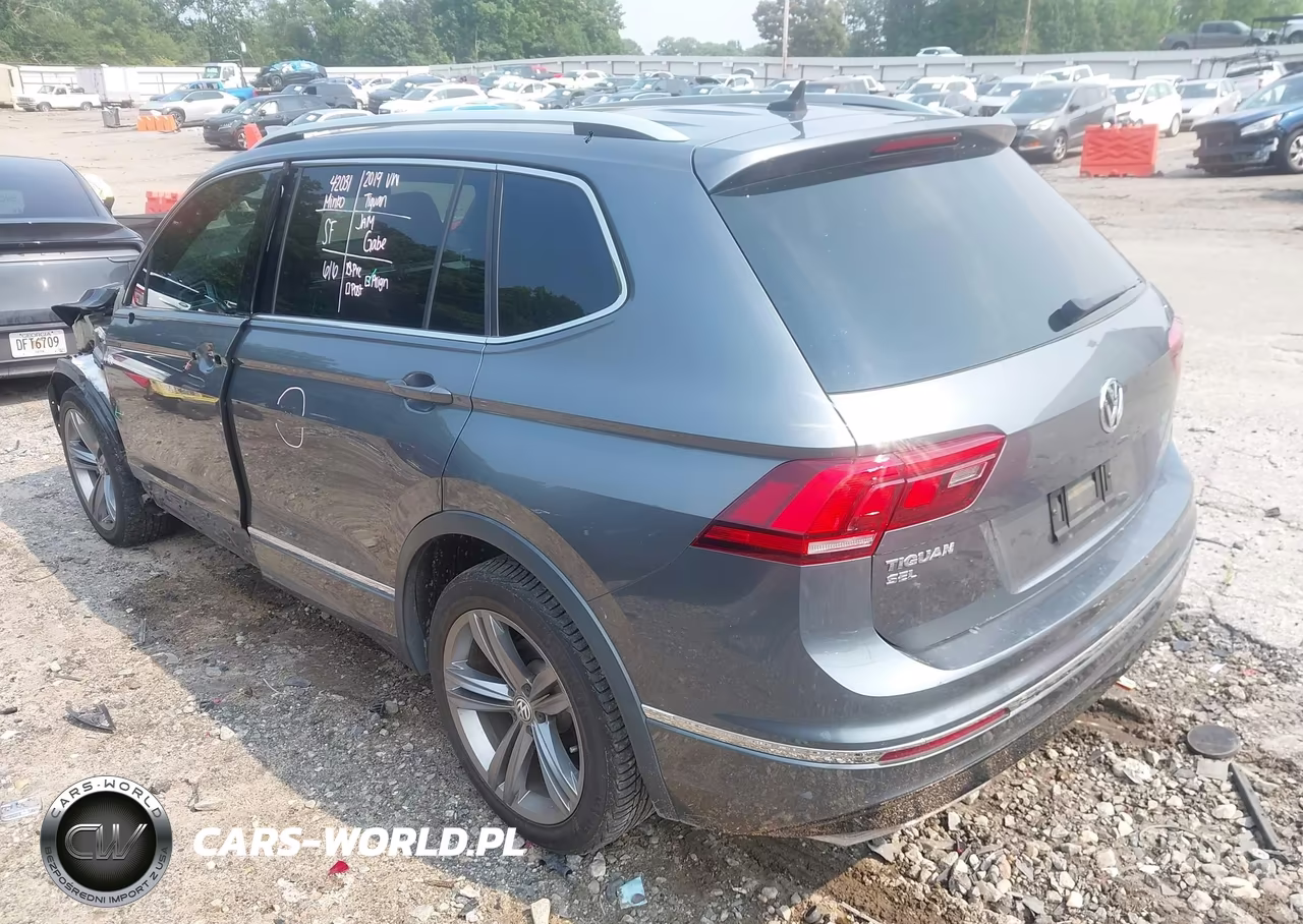 2019 Volkswagen Tiguan 2.0T Se-2.0T Sel-2.0T Sel R-Line-2.0T Sel R-Line Black VIN:3VV3B7AX5KM056710 - 3