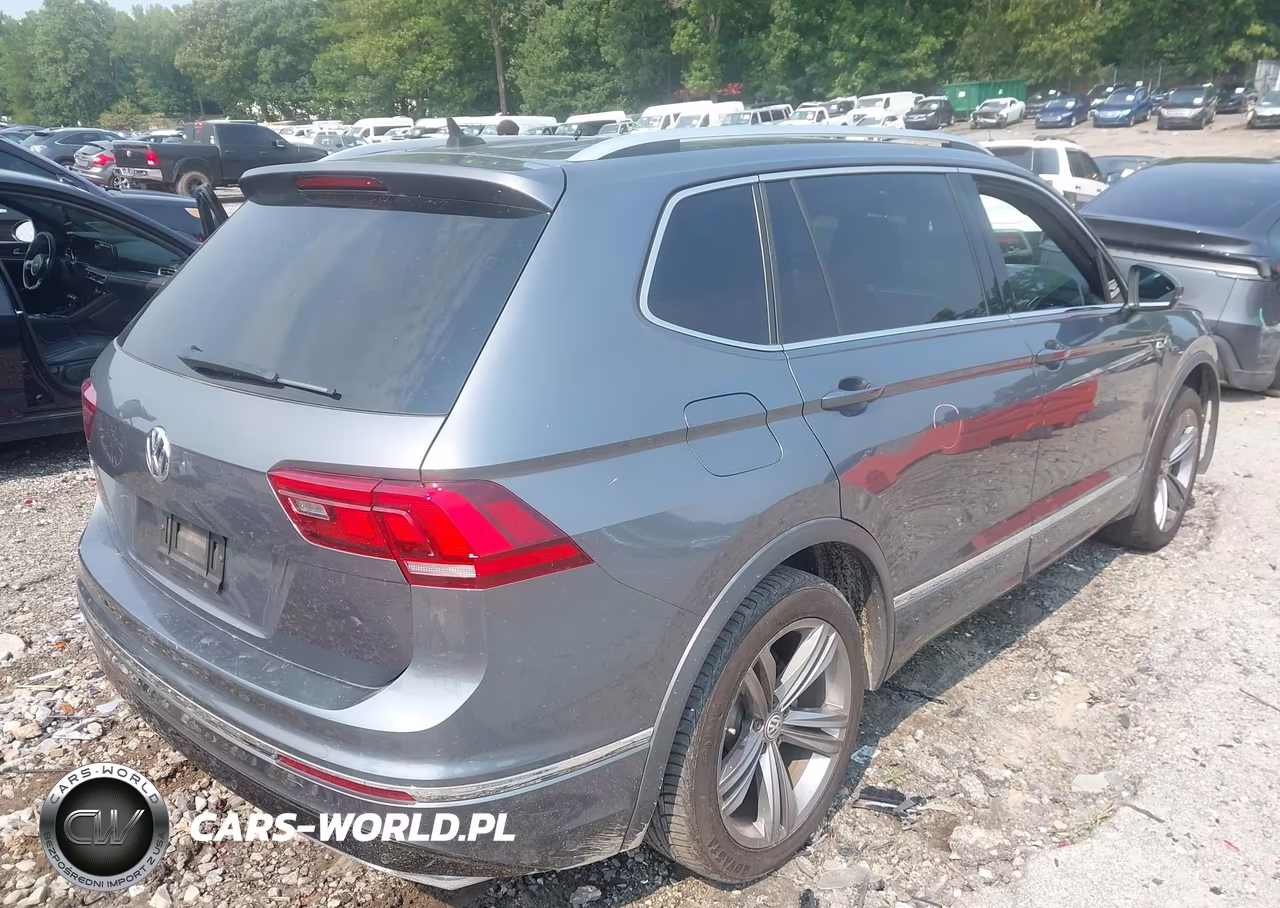 2019 Volkswagen Tiguan 2.0T Se-2.0T Sel-2.0T Sel R-Line-2.0T Sel R-Line Black VIN:3VV3B7AX5KM056710 - 4