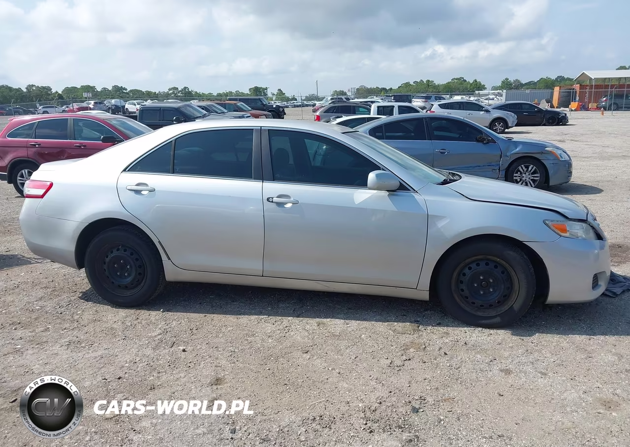 2011 Toyota Camry VIN:4T1BF3EKXBU226444 - 13