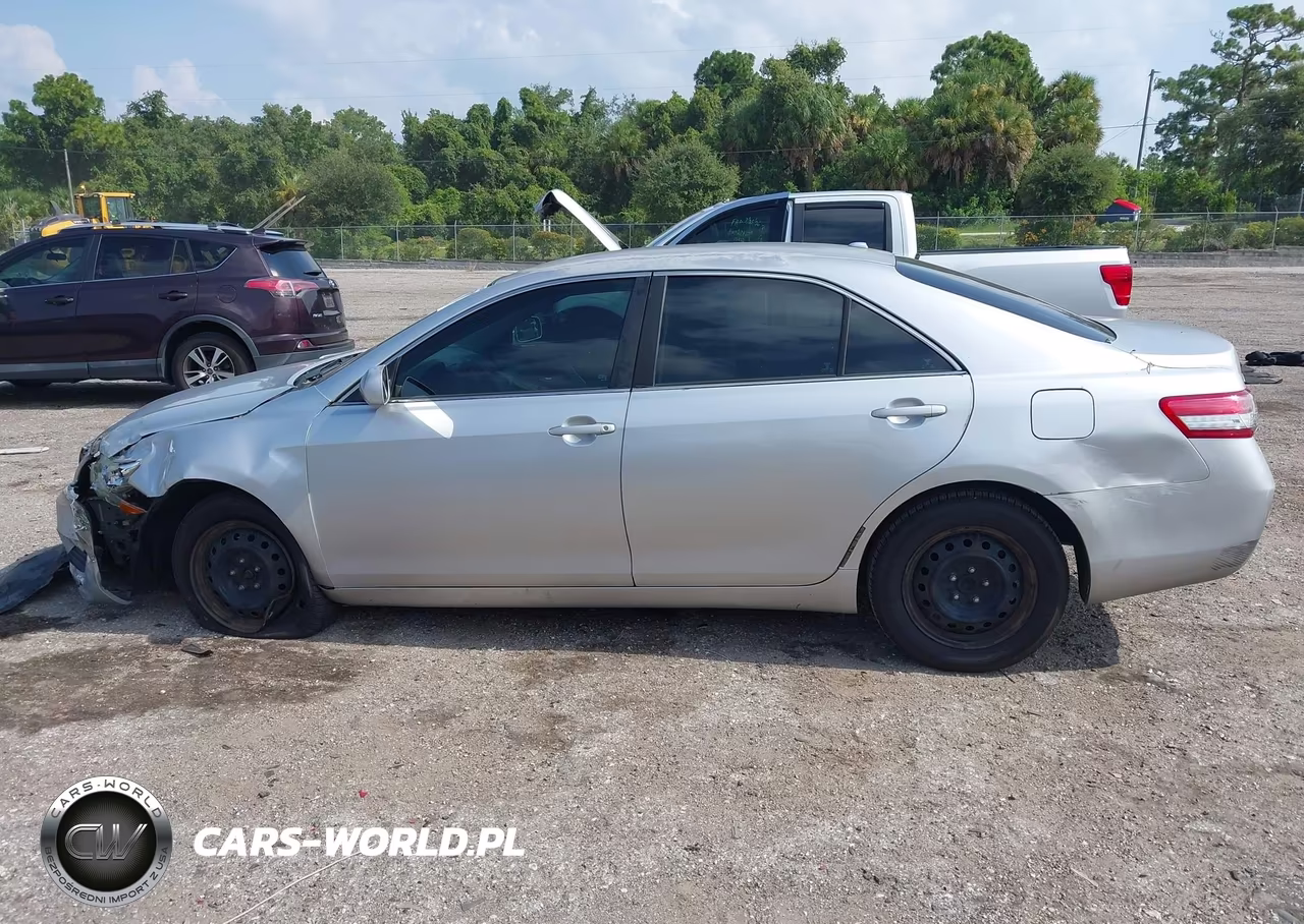 2011 Toyota Camry VIN:4T1BF3EKXBU226444 - 14
