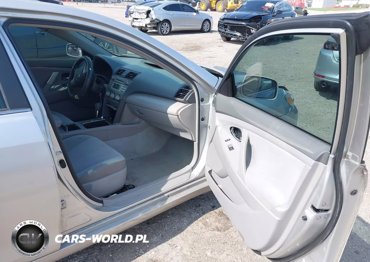 2011 Toyota Camry VIN:4T1BF3EKXBU226444 - 5