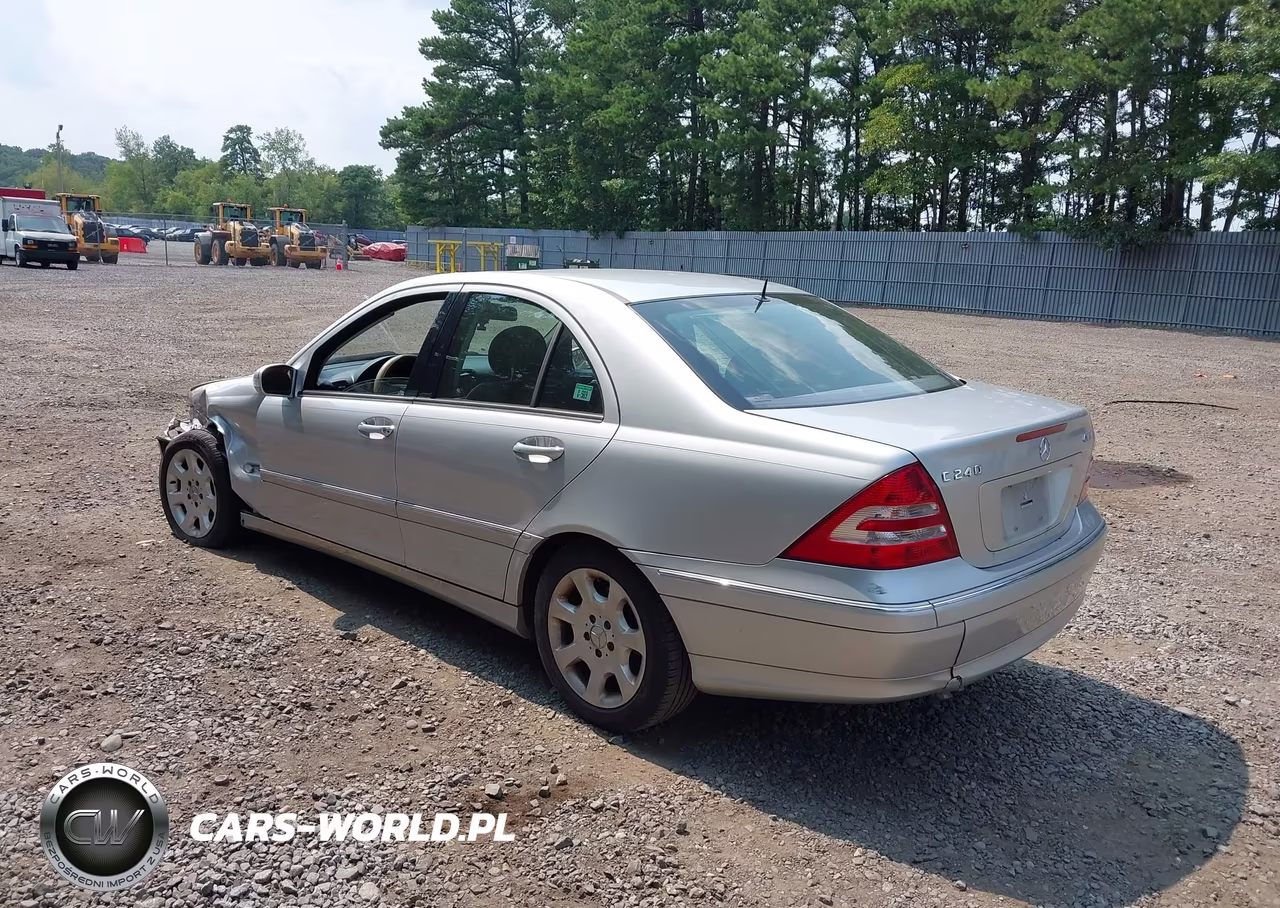 2005 Mercedes-Benz C 240 Luxury 4Matic VIN:WDBRF81J05F681369 - 3