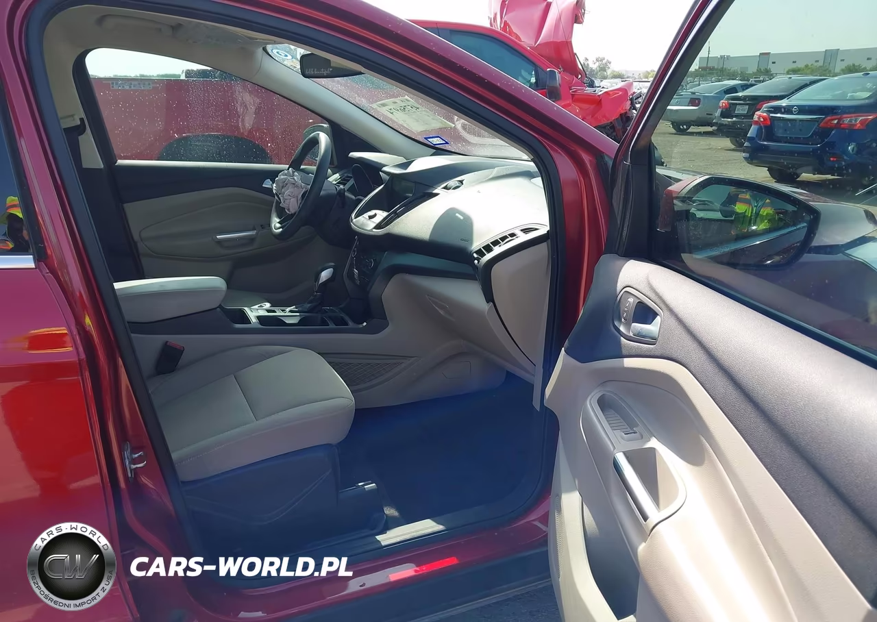 2019 Ford Escape Se VIN:1FMCU0GD0KUA62385 - 5