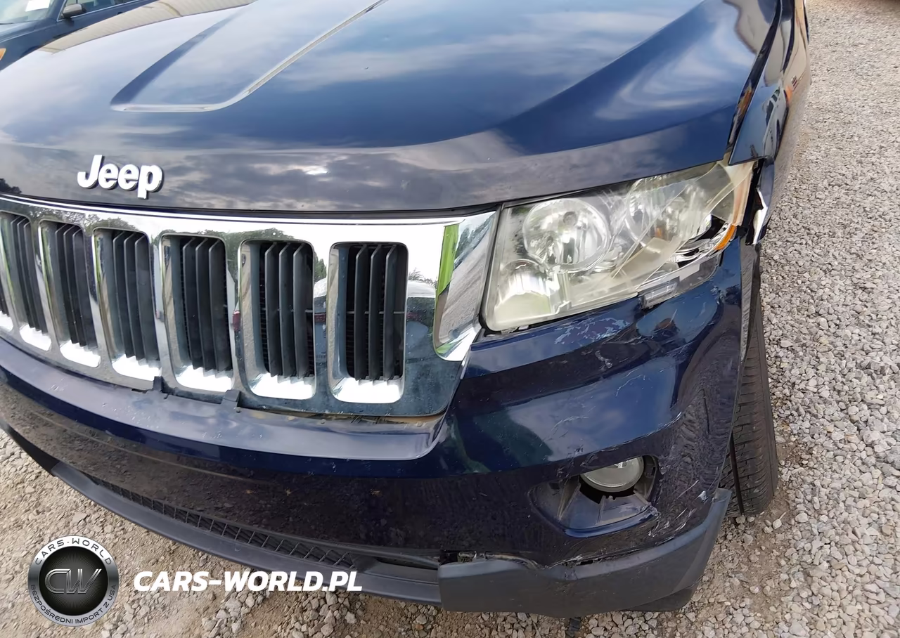 2012 Jeep Grand Cherokee Laredo VIN:1C4RJEAG2CC236262 - 17