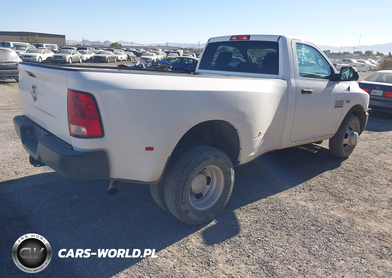 2018 Ram 3500 Tradesman 4X2 8' Box VIN:3C63RPAJ7JG318494 - 4