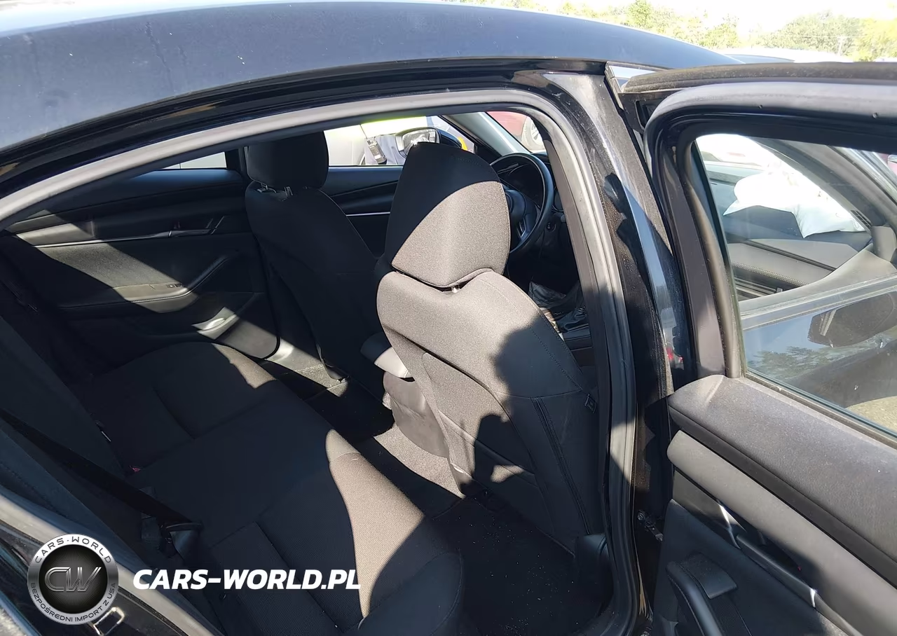 2021 Mazda Mazda3 2.0 VIN:JM1BPAA73M1324081 - 8