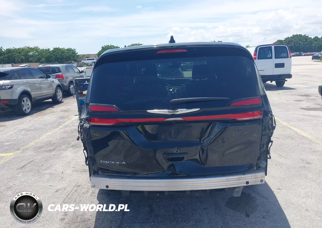 2025 Chrysler Pacifica Select VIN:2C4RC1BG1SR532087 - 18