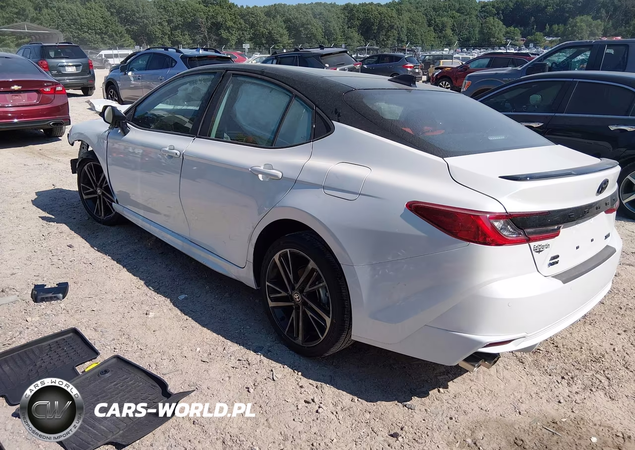 2026 Toyota Camry Xse VIN:4T1DBADK9TU058548 - 3