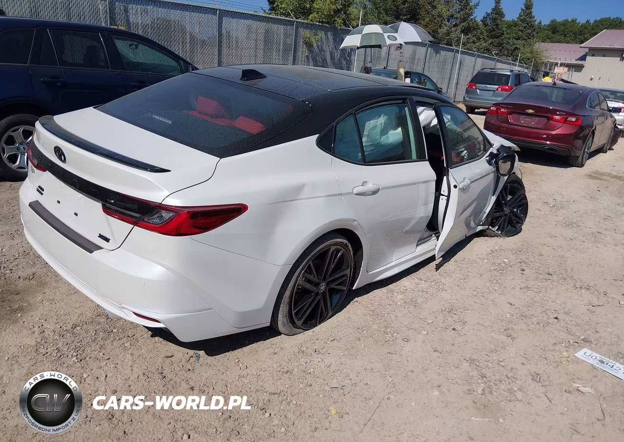 2026 Toyota Camry Xse VIN:4T1DBADK9TU058548 - 4