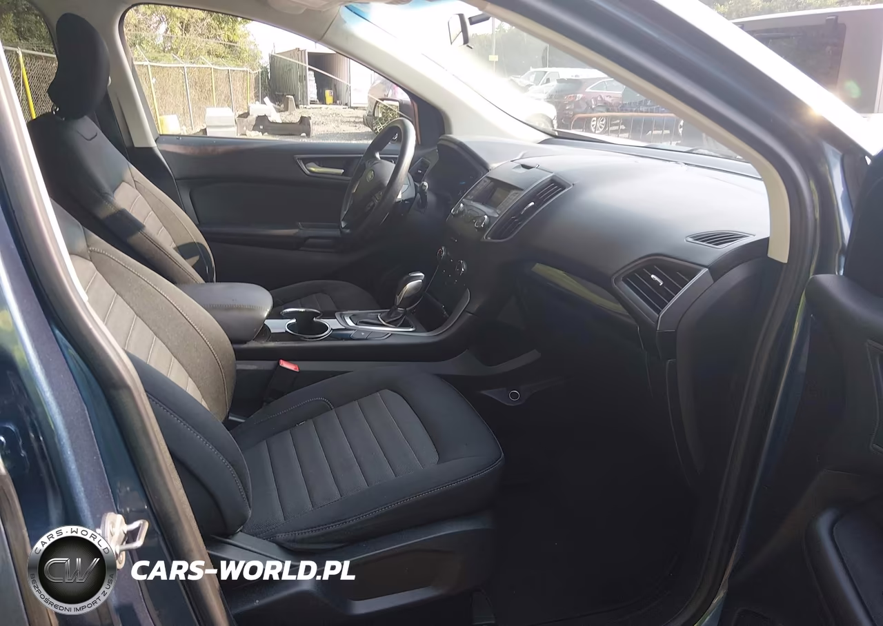2018 Ford Edge Se VIN:2FMPK3G95JBC05212 - 5
