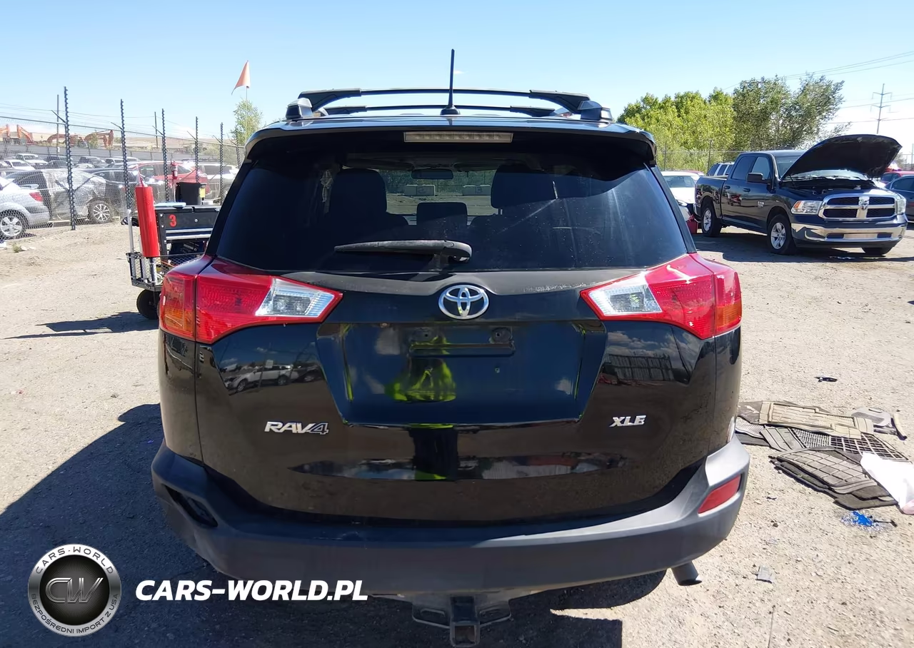 2015 Toyota Rav4 Xle VIN:2T3WFREV3FW186381 - 16
